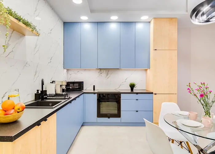 Daire Pleasant ~ 700m Main Square - Self Check-in 24h *