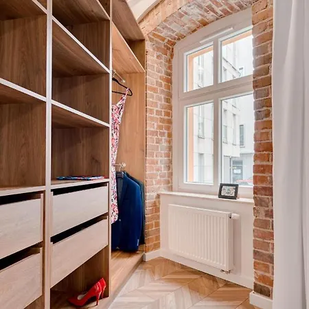 Pleasant ~ 700m Main Square - Self Check-in 24h Lägenhet *